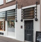 De vergelijkbare ornamenten in Den Haag.
<br/>
Marcel Westhoff, xxx